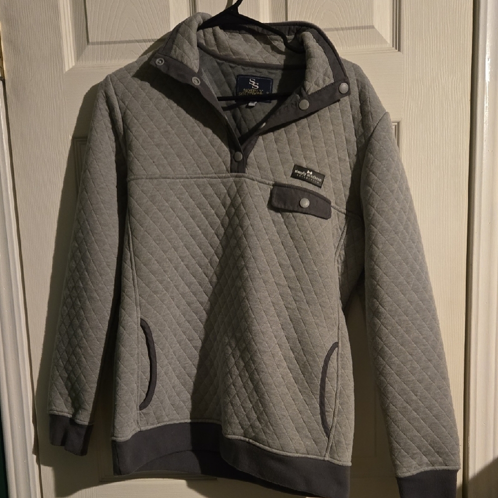 Simply Southern Gray Quilted Pullover